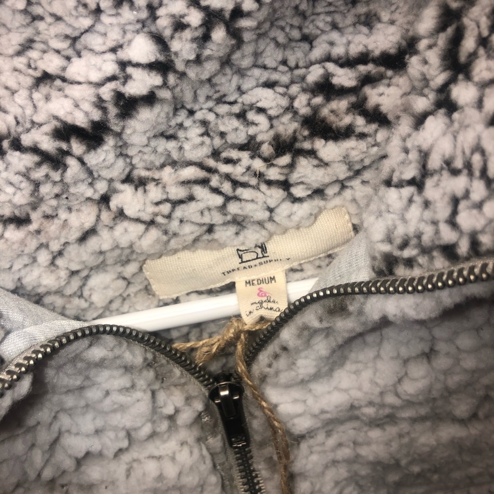 Thread & supply half zip pullover - Picture 4 of 5